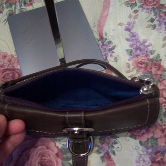 COACH Brown Leather Soho Flap Wallet Wristlet - Picture 4 of 5